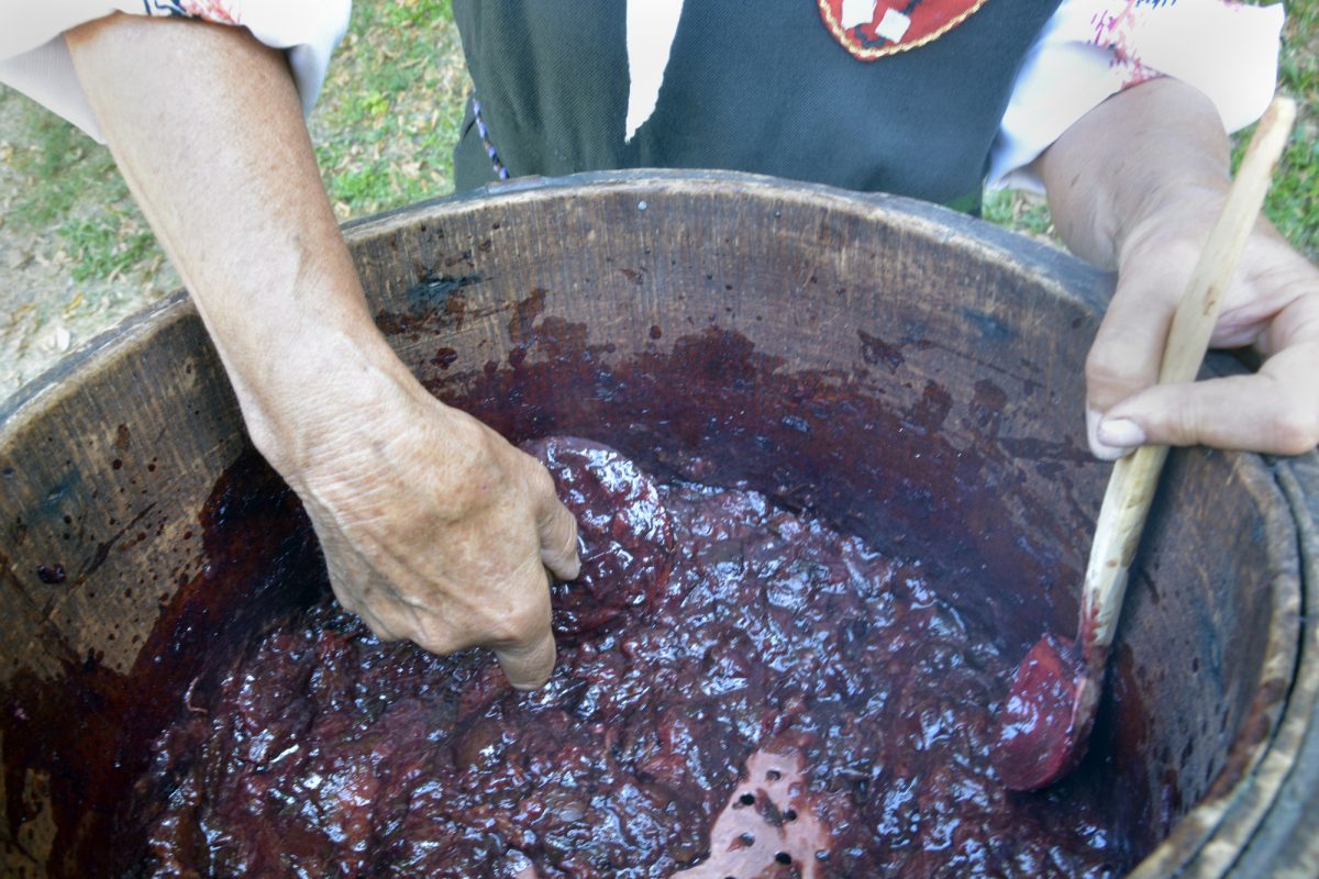 Ех, ако тази жена участваше в кулинарно предаване, би предизвикала фурор