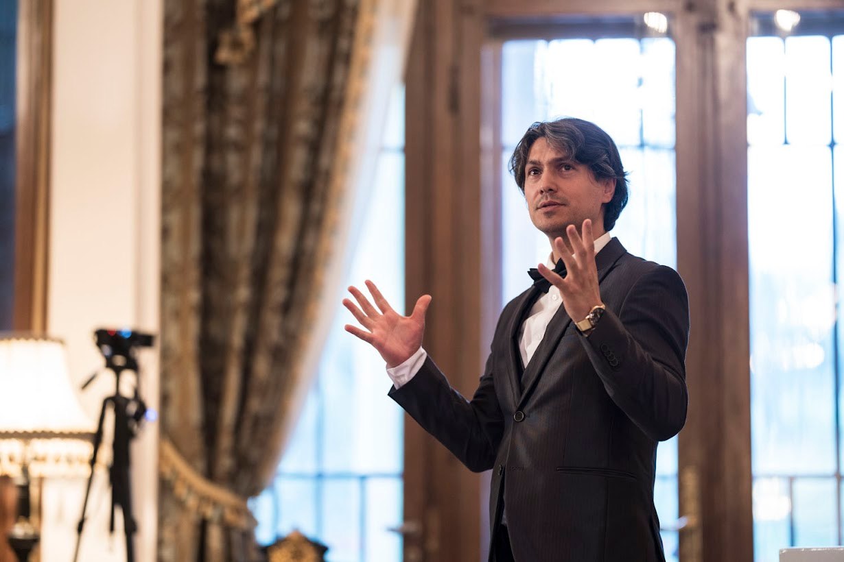 Йордан Камджалов: Плевен пише история със своя симфоничен оркестър/СНИМКИ/