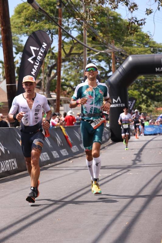 От бягане в квартала до световното по триатлон. Пътят на Момчил Димитров до IRONMAN