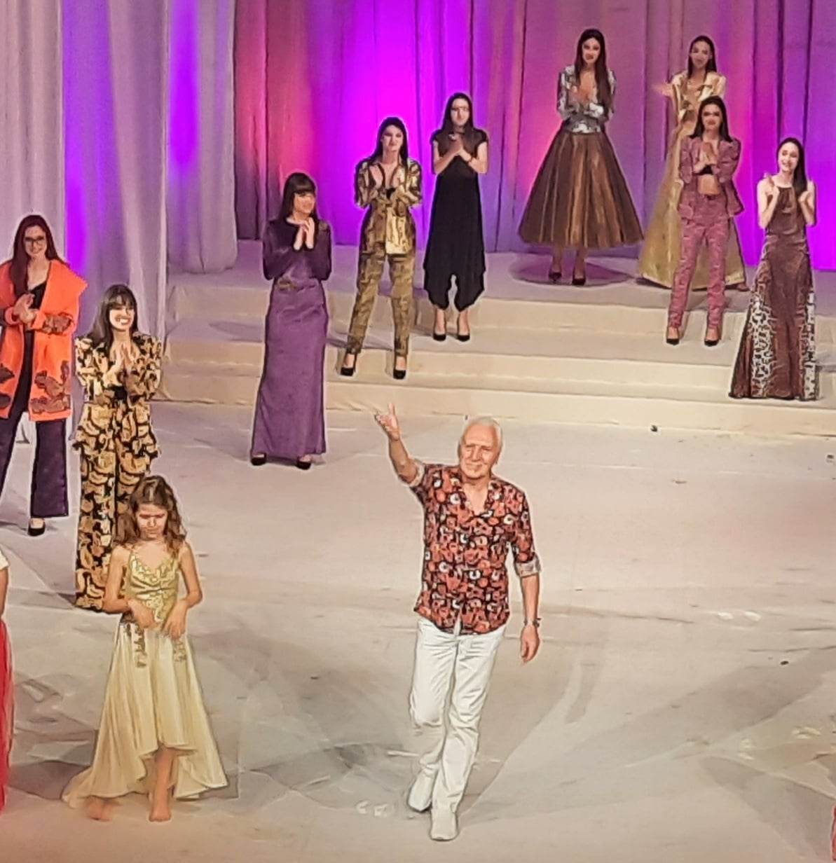 Парад на модата-Лято 2023 определи за пръв път Дизайнер на годината/СНИМКИ-ВИДЕО/