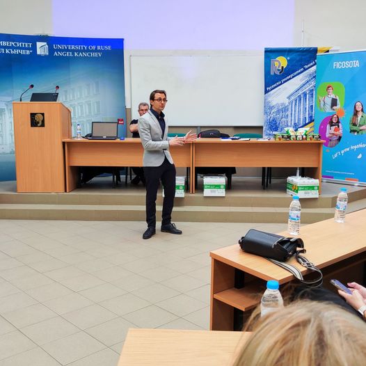 PLEGGI и Русенският университет търсят решения за бизнеса с инициативата RUSH FOR PRACTICE