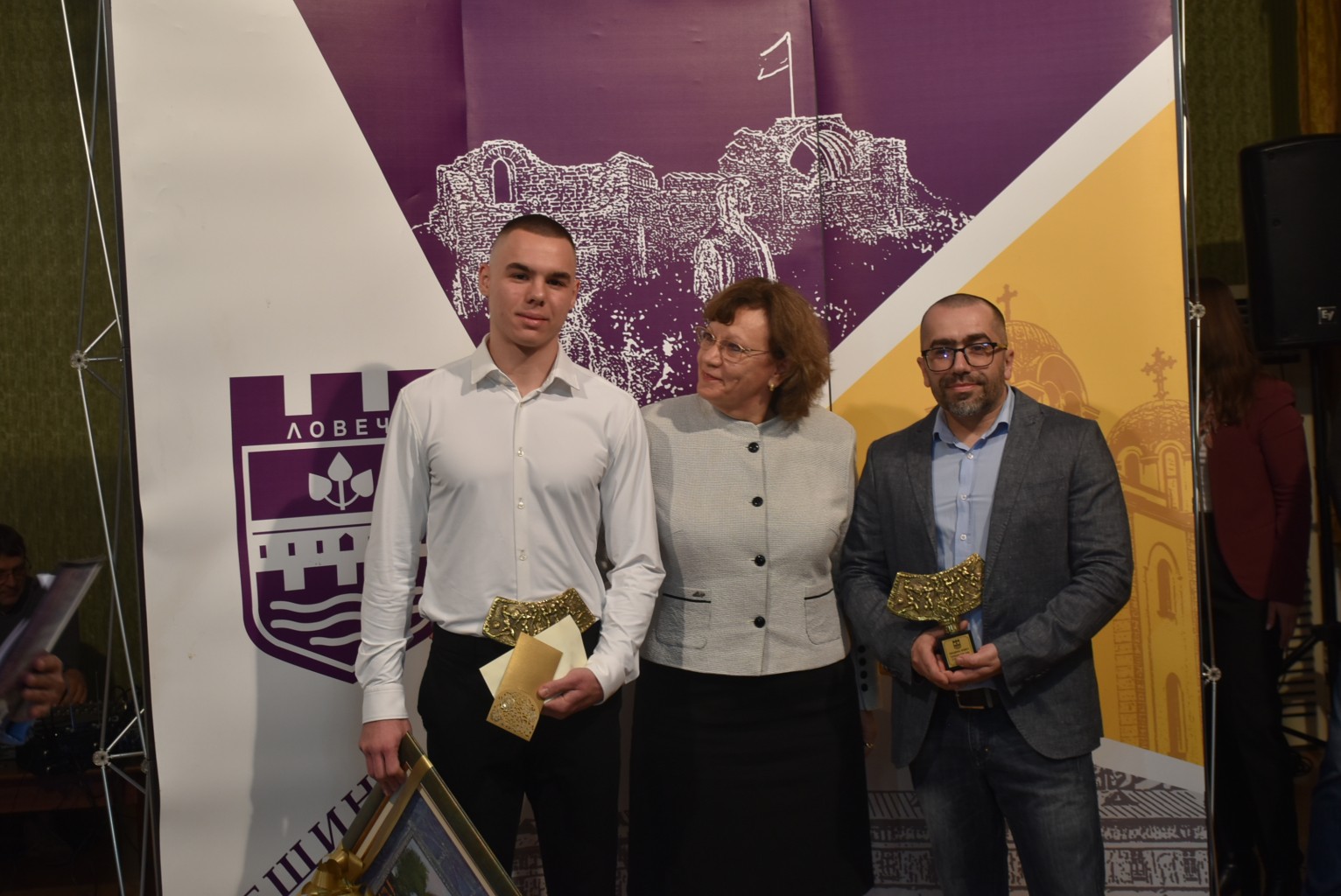 Европейският шампион по карате Габриел Петев е Спортист №1 на Ловеч за 2022 г. 