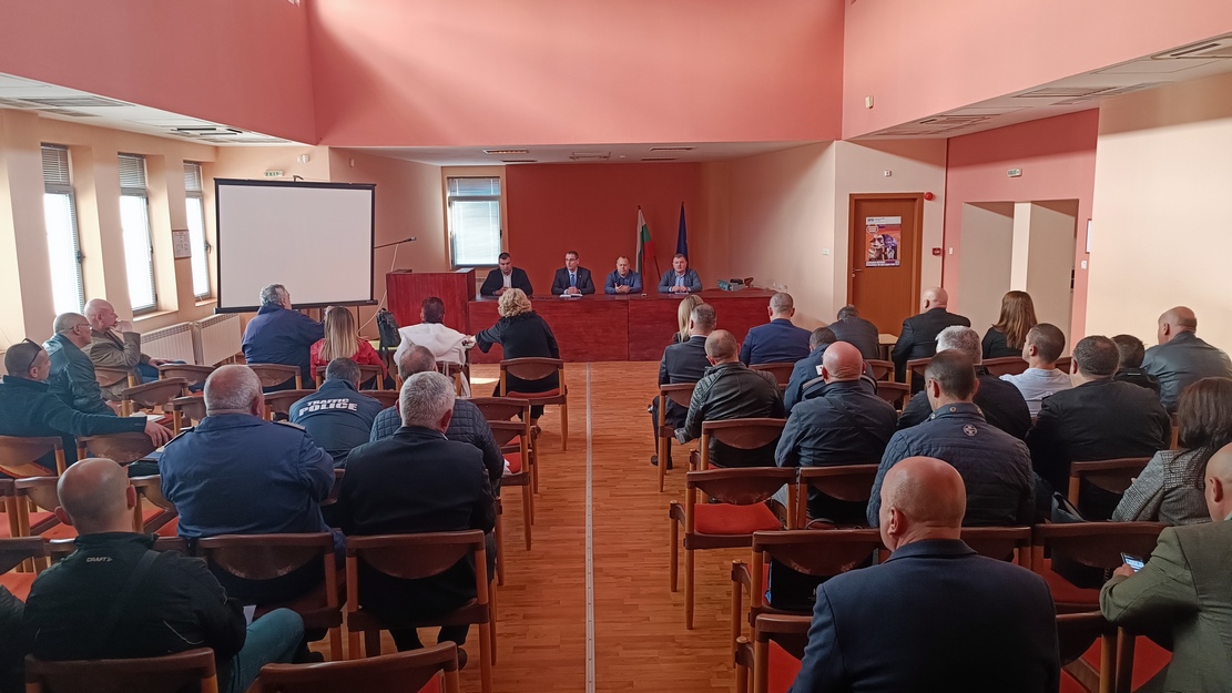 Работна среща за подобряване на взаимодействието в борбата с престъпността проведоха прокуратурата и полицията в Плевен