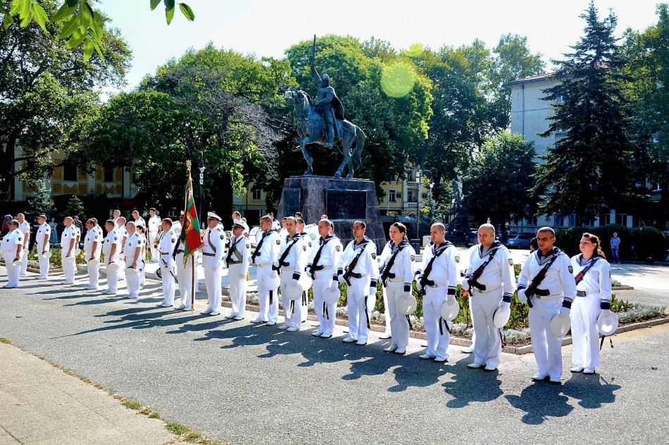 Почетоха паметта на цар Борис III във Варна (СНИМКИ)