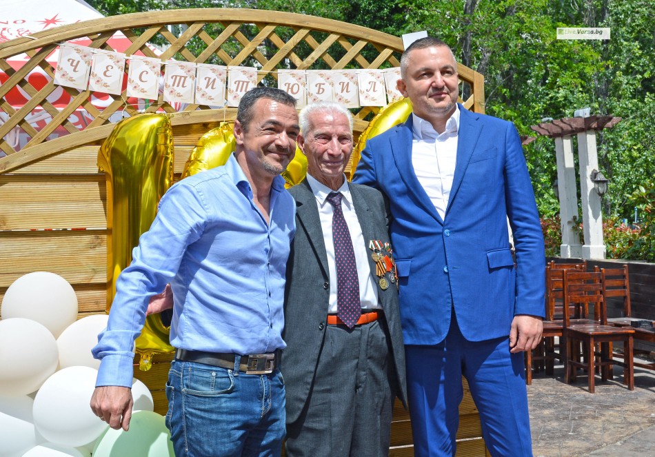 Ветеран от войната отпразнува 100-годишен юбилей