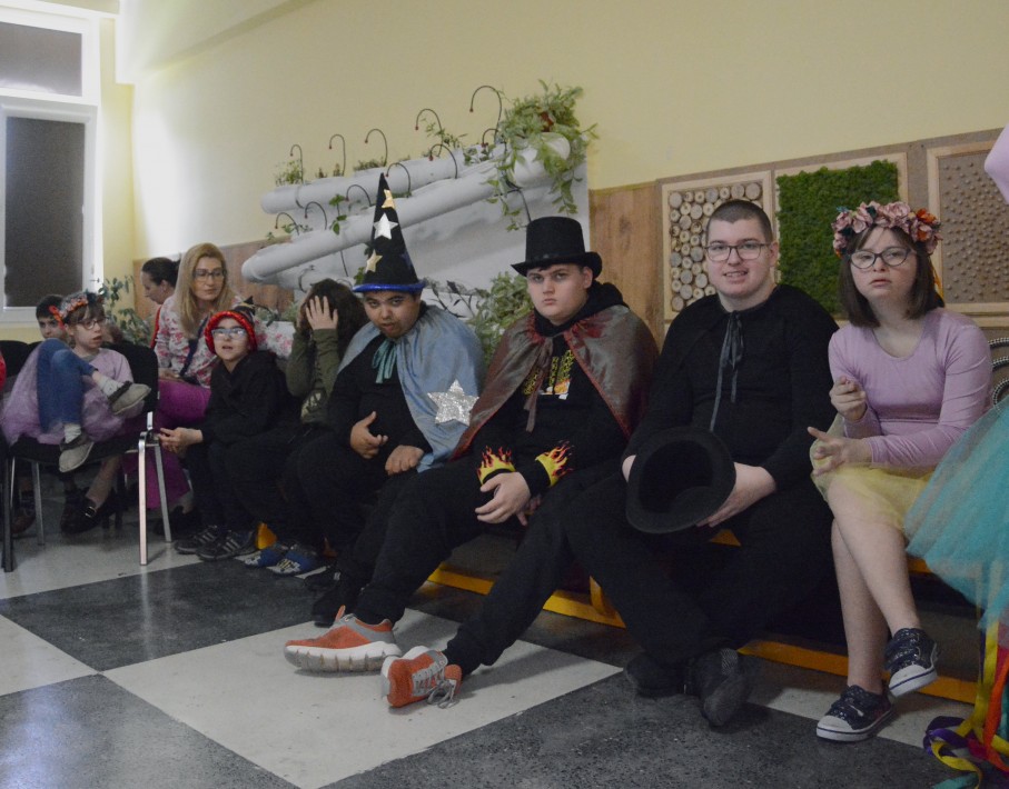 Откриха сензорна стая в Центъра за специална образователна подкрепа