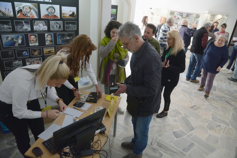 Валидираха пощенска марка с лика на Николай Коперник във Варна (СНИМКИ)