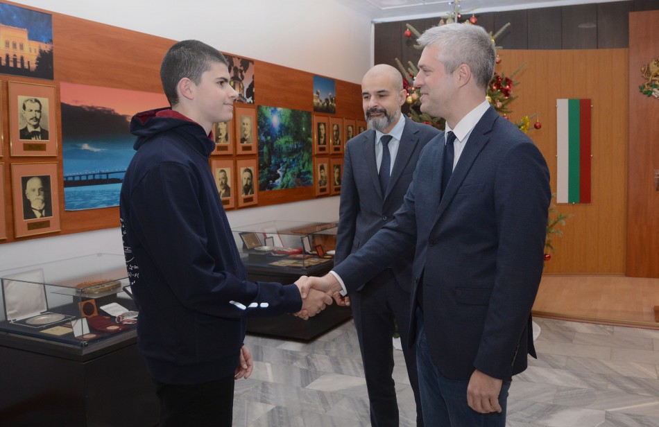 Новата сграда на Математическата гимназия може да е готова през 2026 г.