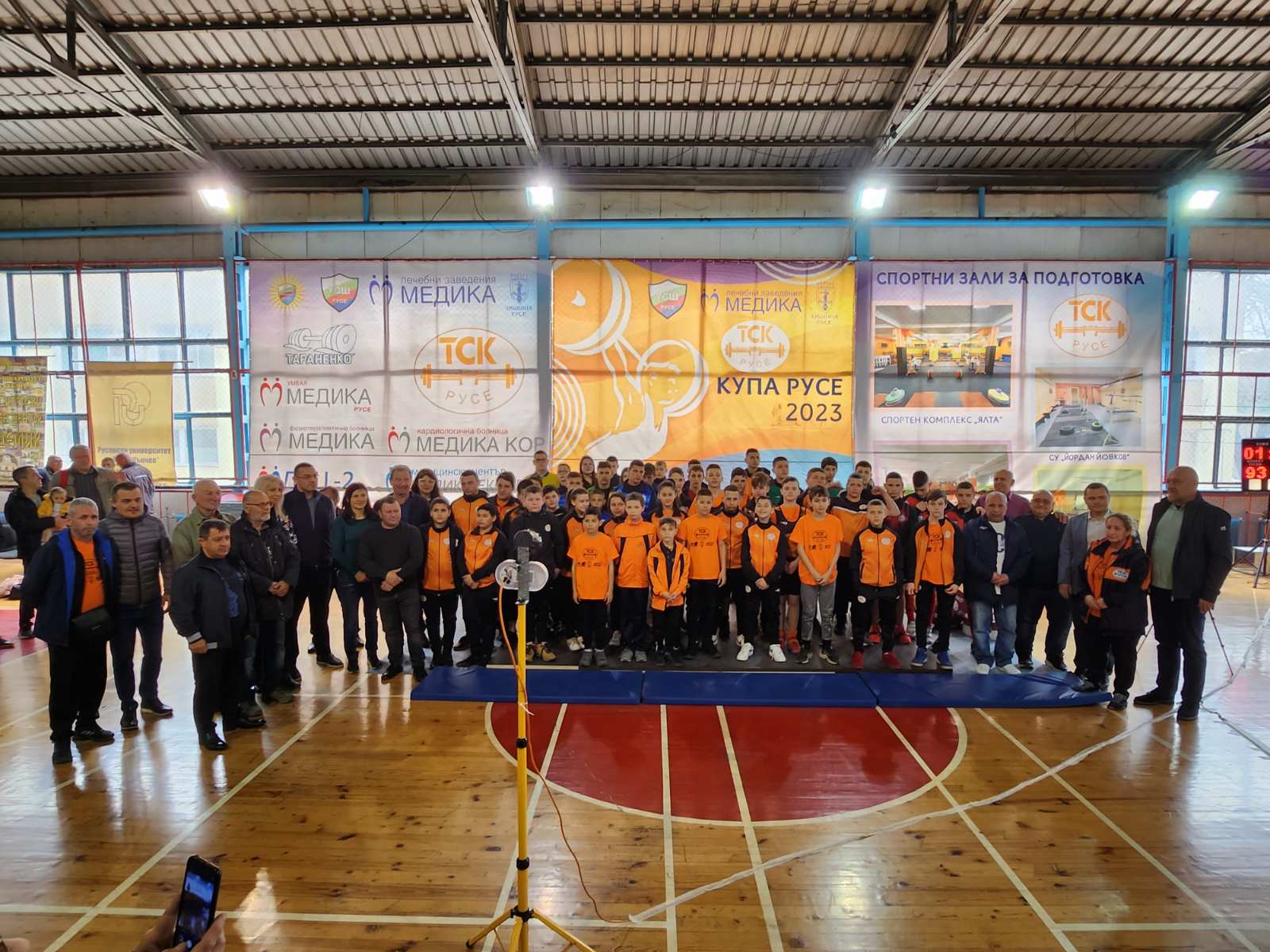 Пет клуба си поделиха титлите в 12-ото издание на турнира по вдигане на тежести „Купа Русе“