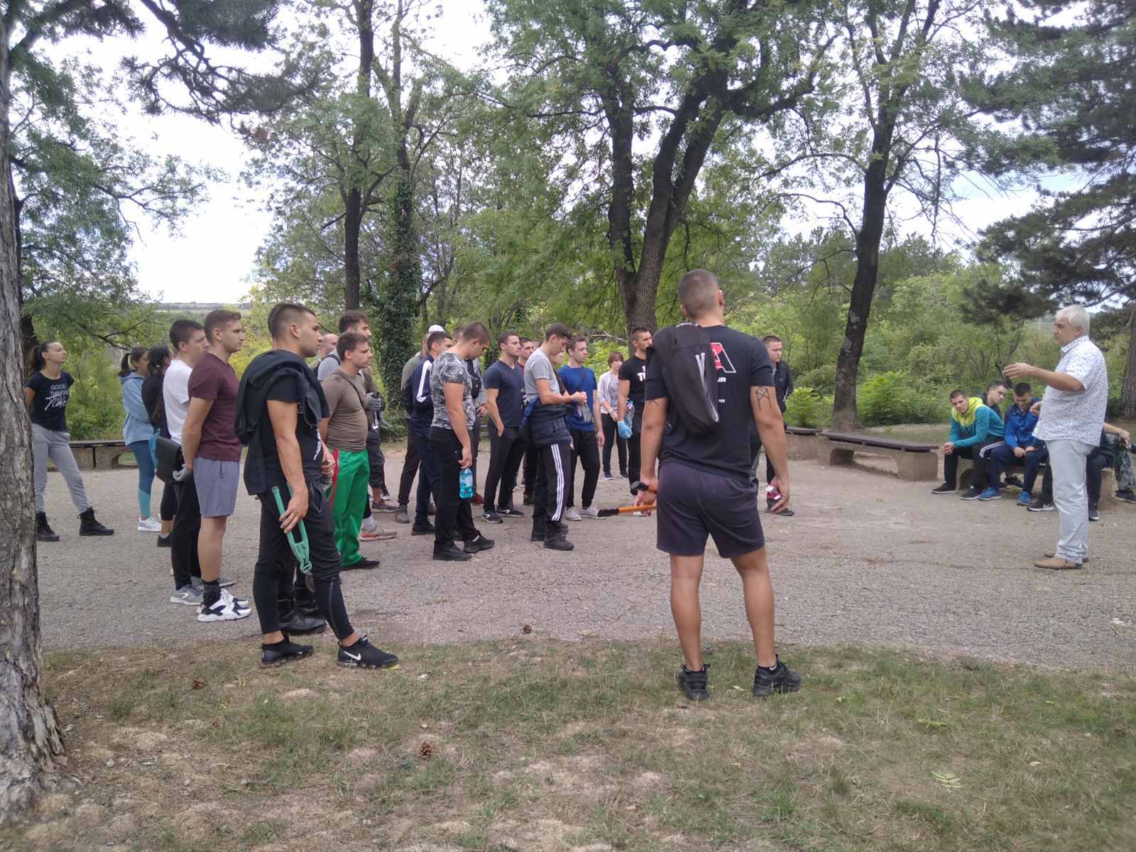 ВВВУ „Георги Бенковски“ се включи в националната кампания „Да почистим България заедно“